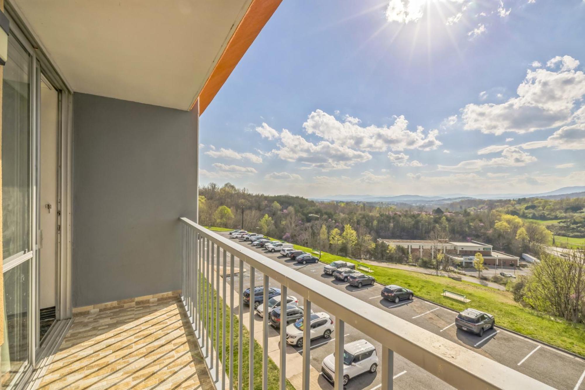 Howard Johnson By Wyndham Lexington Exterior foto